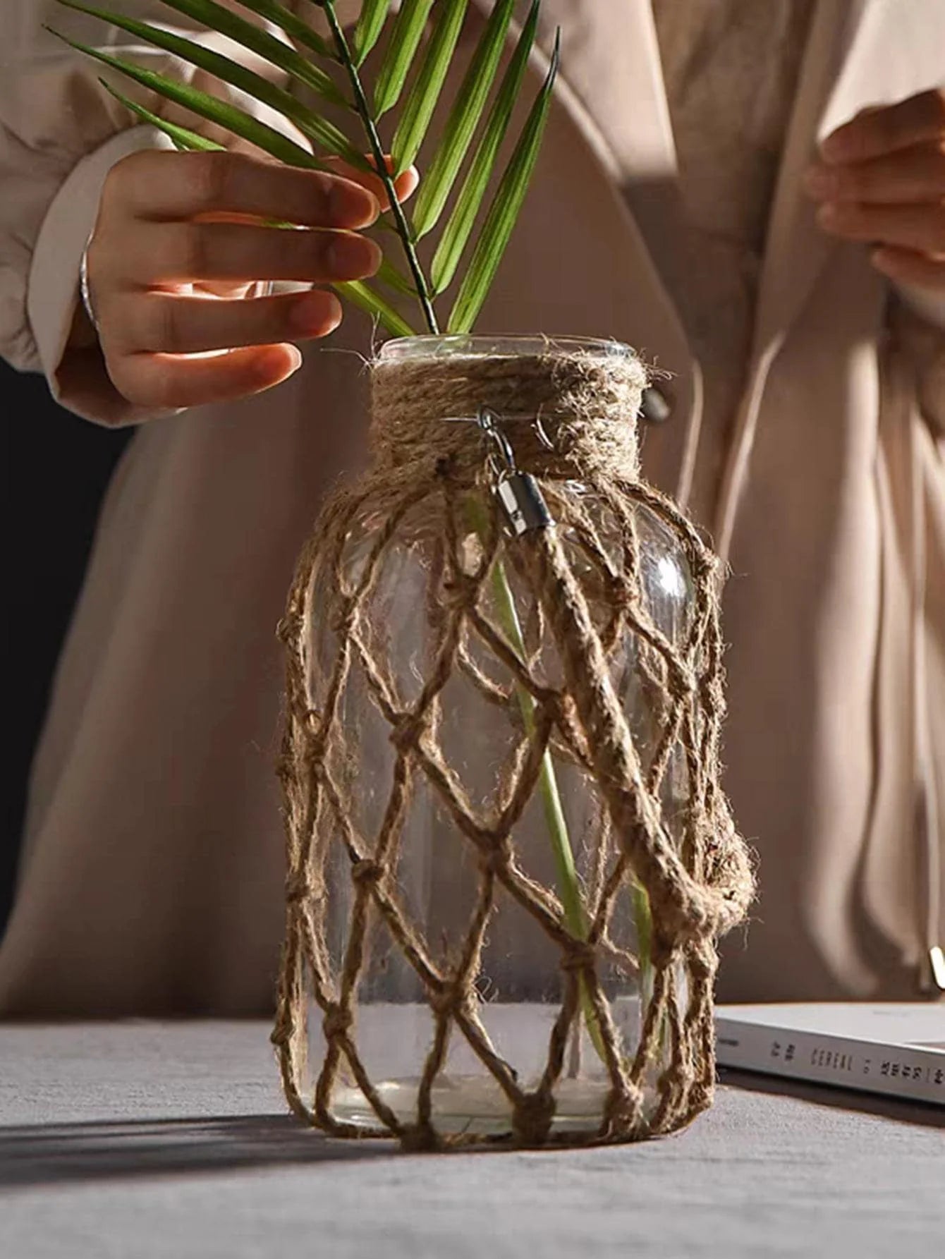 Handwoven Hemp Rope Glass Vase – Boho Nordic Decorative Vase for Dried Flowers, Living Room & Bedroom